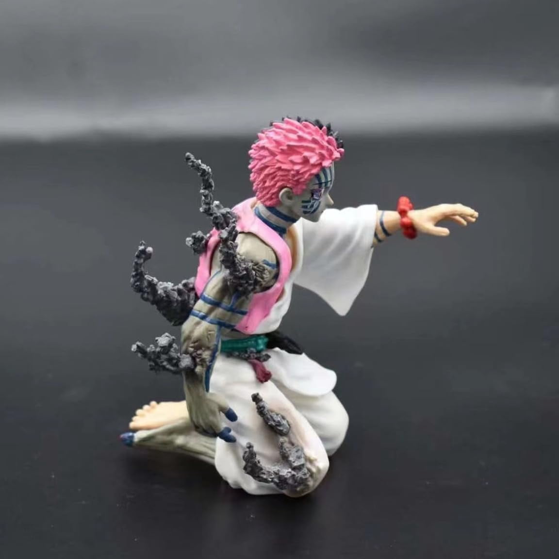 New Twelve Kizuki Akaza (Kneeling Ver) Character Anime Model Statue Action Figures Desktop Ornament Popular Decorations Fan Souvenirs Creative Gift Collectable