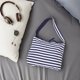 thumbnail image 1 of unbranded Tote Reversible A Rayas Con Gran Capacidad Para Hombro Y Uso Diario Y Compras, 1 of 7