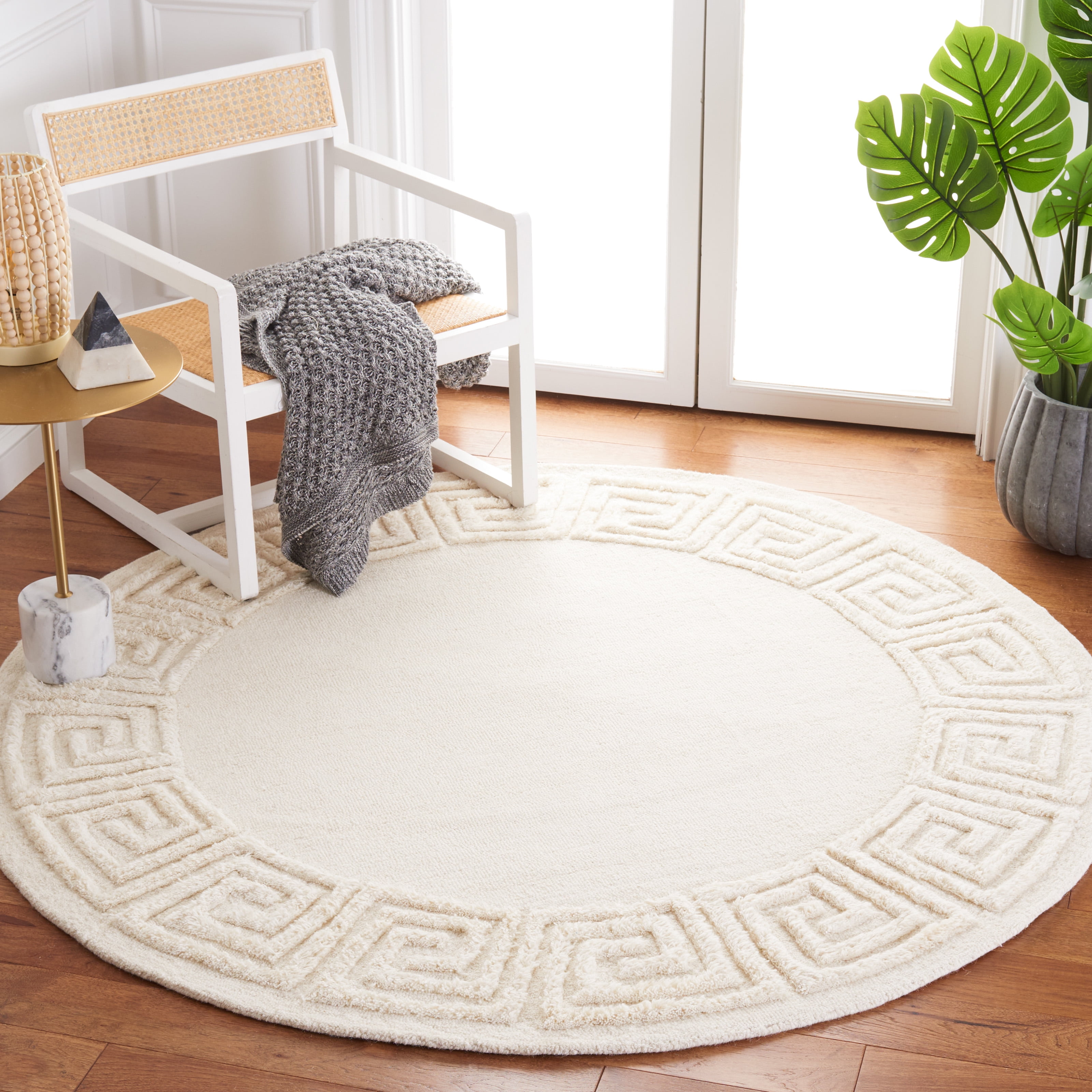 SAFAVIEH Metro Ethelred Bordered Area Rug, Ivory, 6' x 6' Round