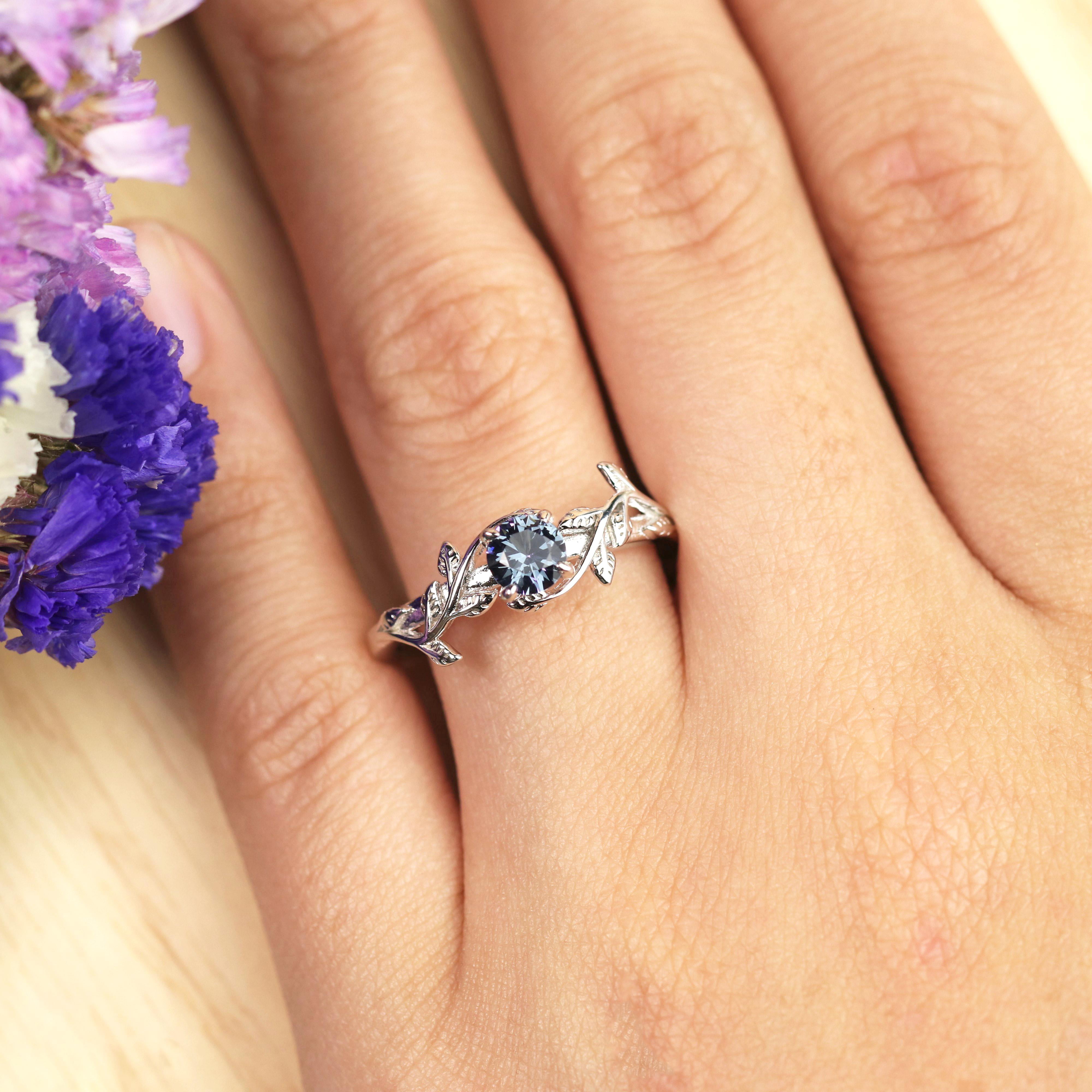 Daesar 18K White Gold Rings Eternity Engagement Ring for Her and Him  Couples Rings Promise Simple Round White Gold Ring Women Size 5 & Men Size  10 | Amazon.com