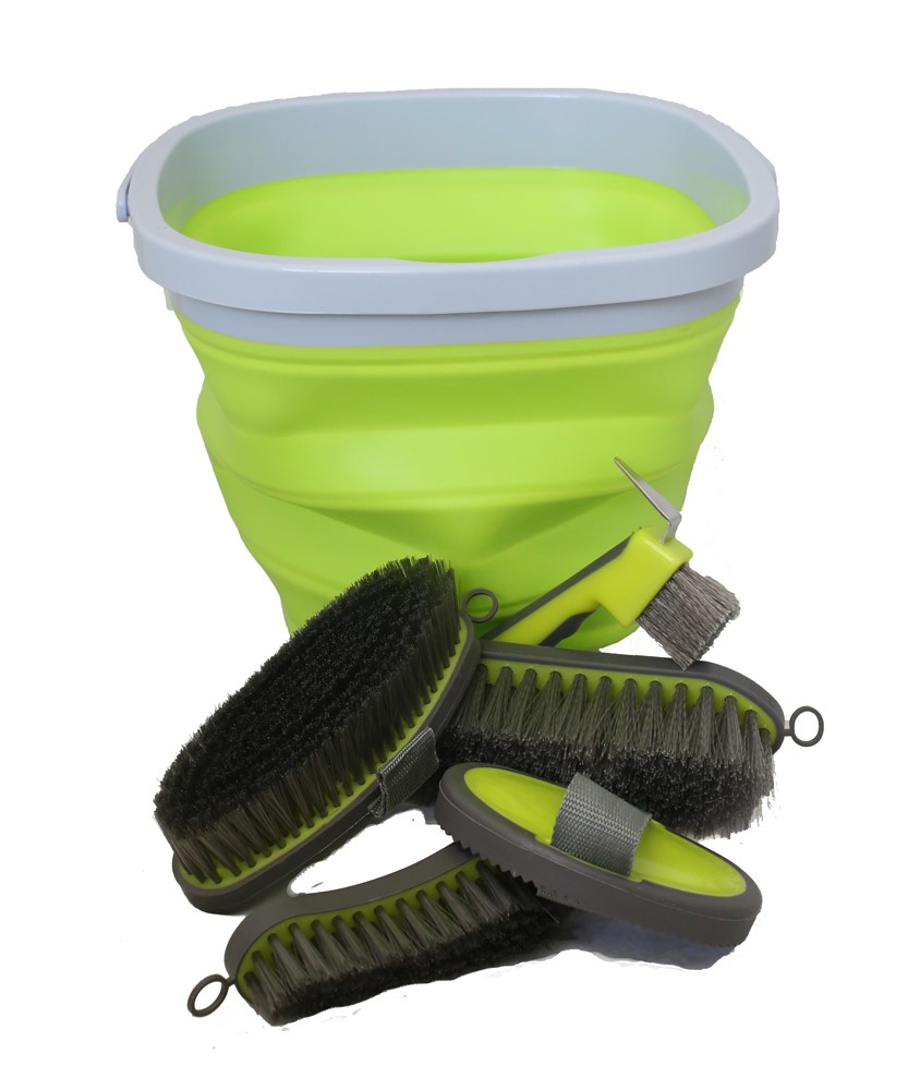 Horse Grooming Kit Collapsible 6 Piece Bucket Brushes Hoofpick Curry