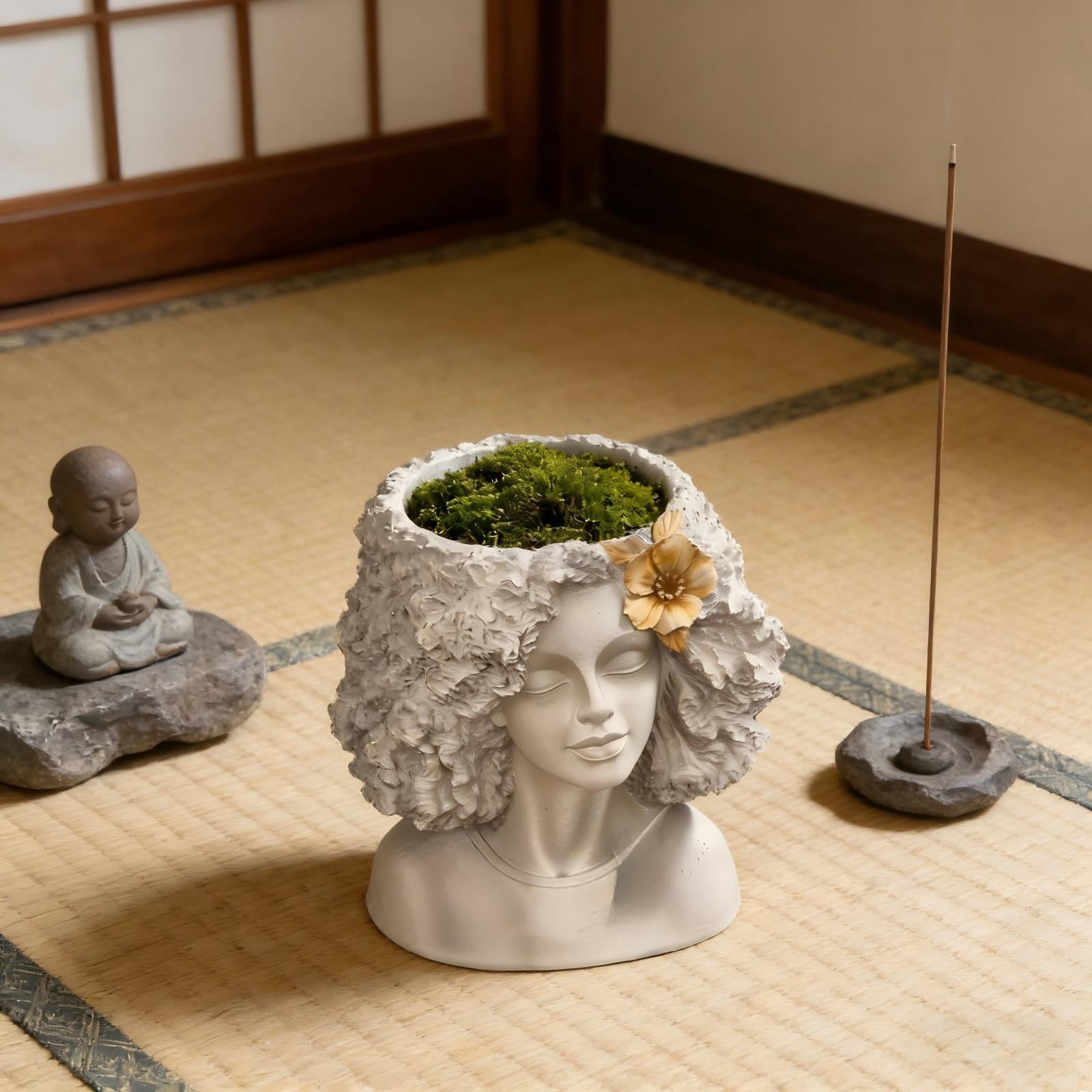 Lady Head Planter Afros Bust Head Planter Indoor/Outdoor Statue Planter Garden Outdoor Decor Vintage Sculpture Planter Gift For Plants Lovers,A,8.9L*6.5W*12.2H(inch)