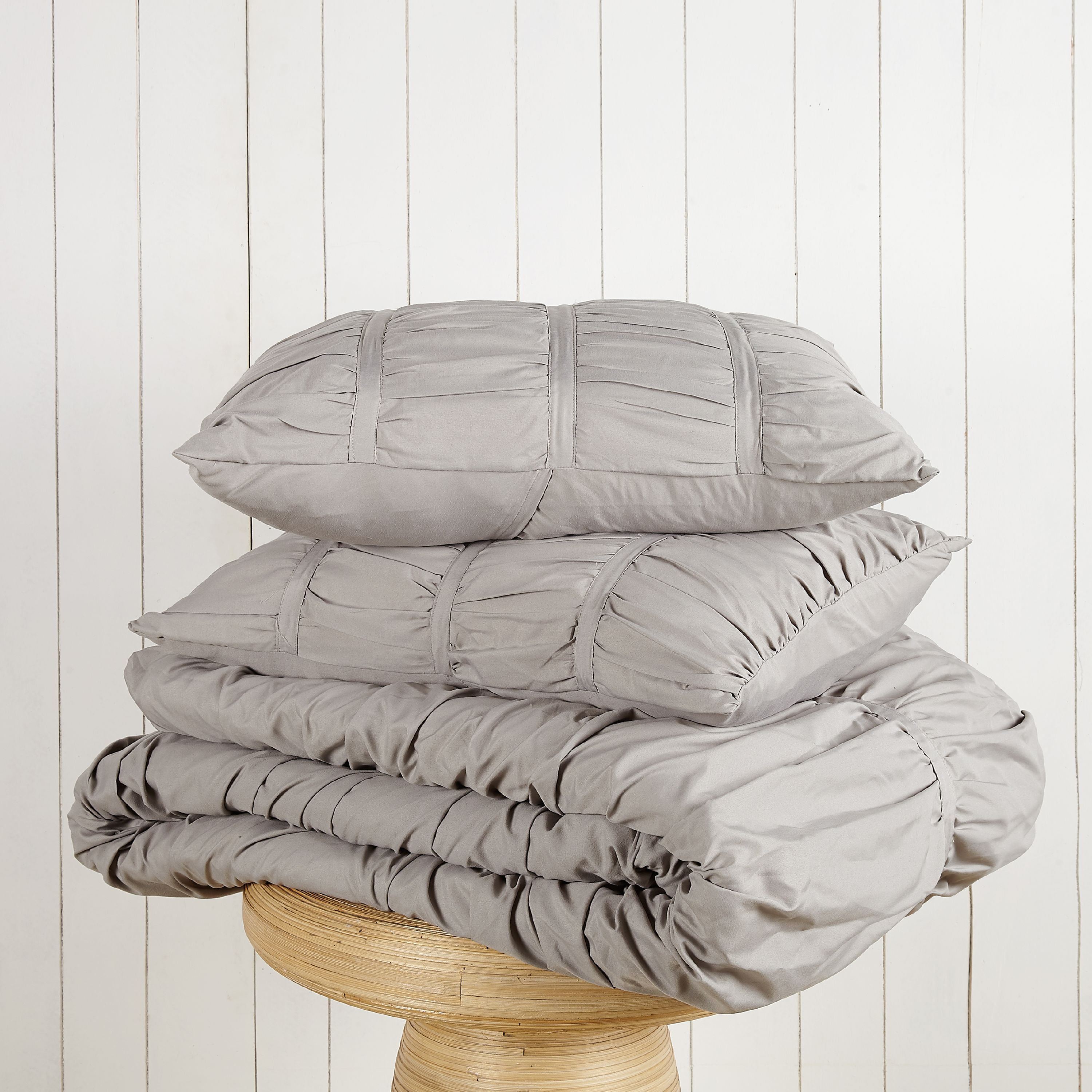 Modern Heirloom Emily Light Gray 2-Piece Pleated Comforter Set, Twin/Twin XL
