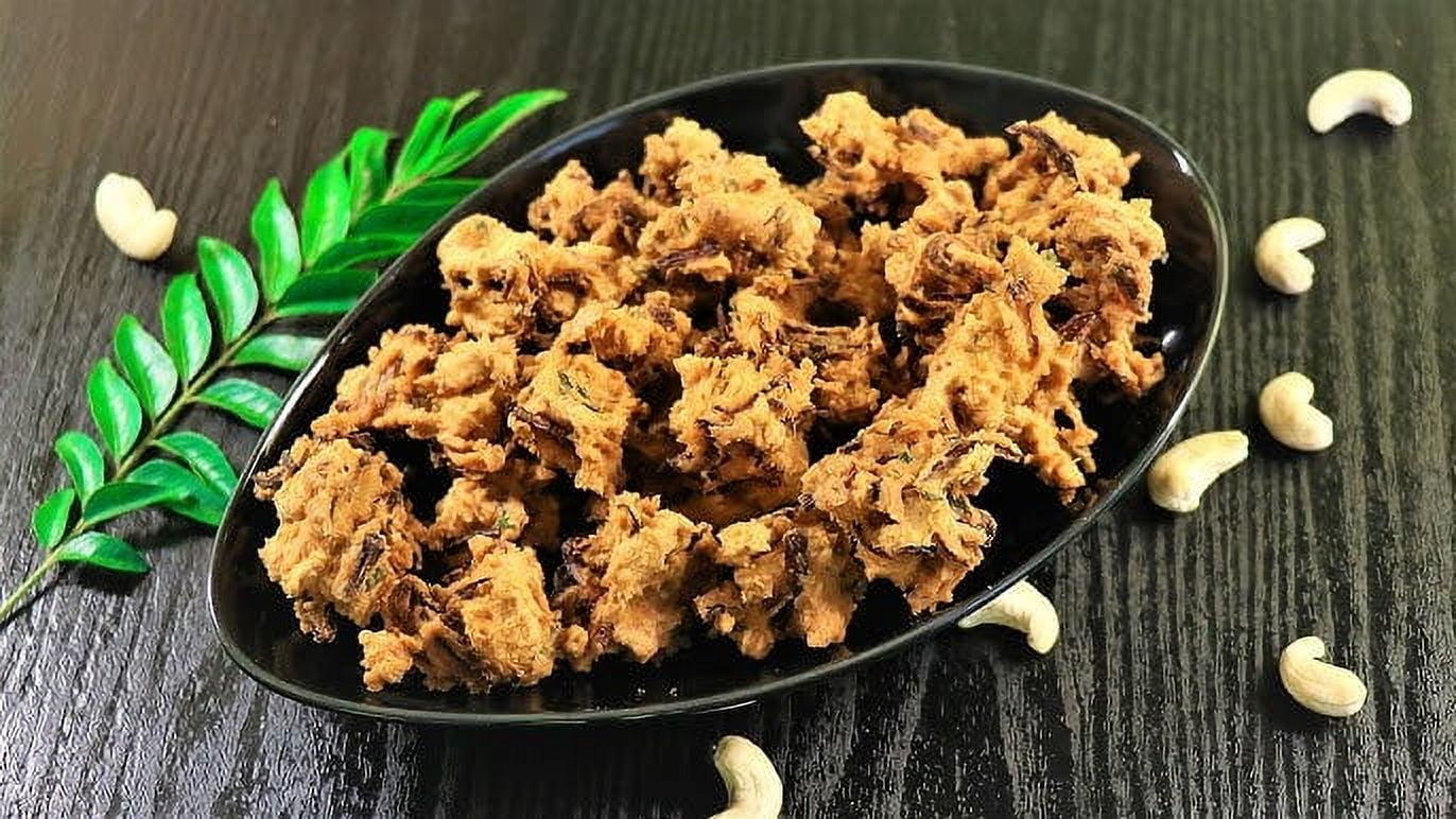 Grand Sweets and Snacks Cashewnut Pakoda, Shelf-Stable Savory Snack, 250 Gms (pack of 2)