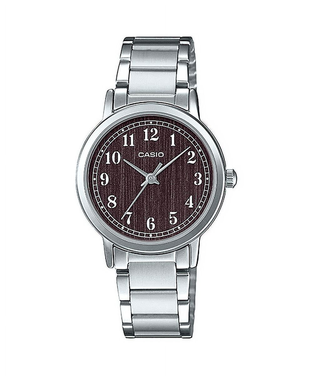Een roestvrij stalen automatische herenhorloge met lederen armband