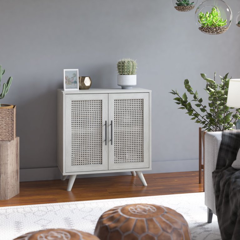 Accent Cabinet in Fairfax Oak 