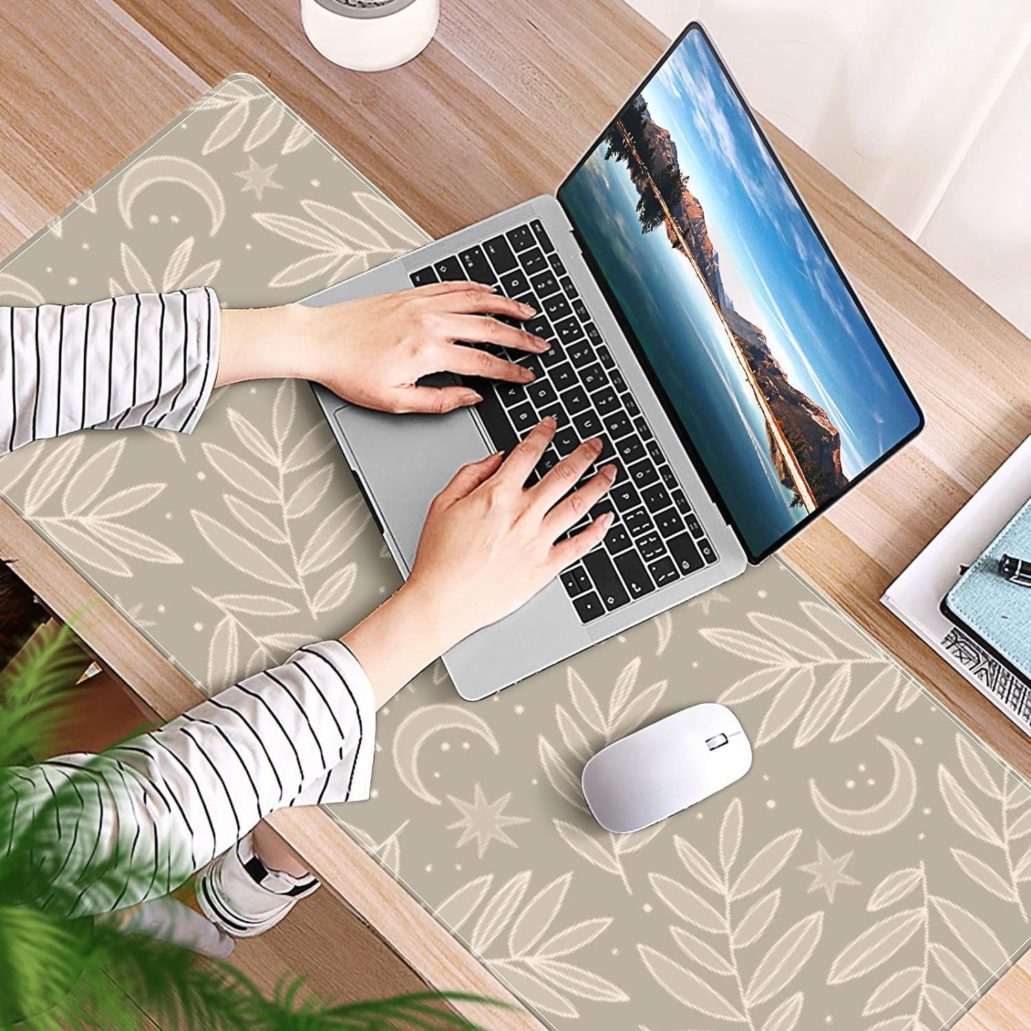 Boho Leaves Moon Desk Mat, Desk Accessory, Cute Workspace, Trendy Workspace, Trendy, 35.4x15.7in Large Gaming Mouse Pad, Cute Desk Topper, Pretty Desk Pad