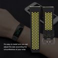 thumbnail image 4 of Correa de repuesto de pulsera deportiva de silicona para Fitbit Ionic, tamaño grande, color negro y verde, 4 of 5
