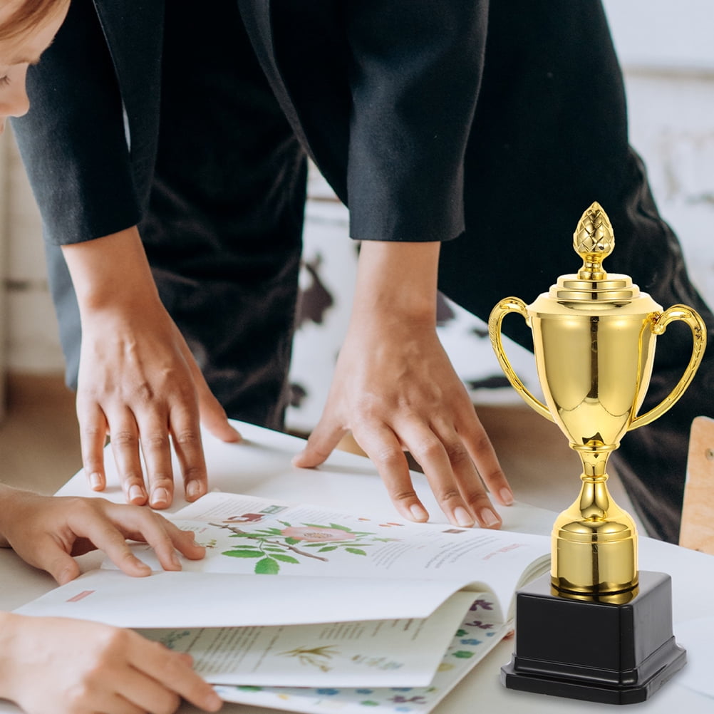 HOMEMAXS 2pcs Mini Award Trophies for Student Competitions, Winner Celebration, Bulk Trophy Props, Competition Prize Toys Set