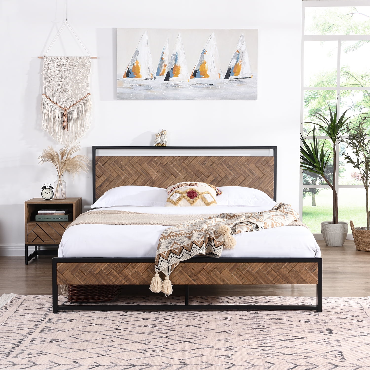 Queen & Full Size Bed, Black Platform Bed Frame with Rustic