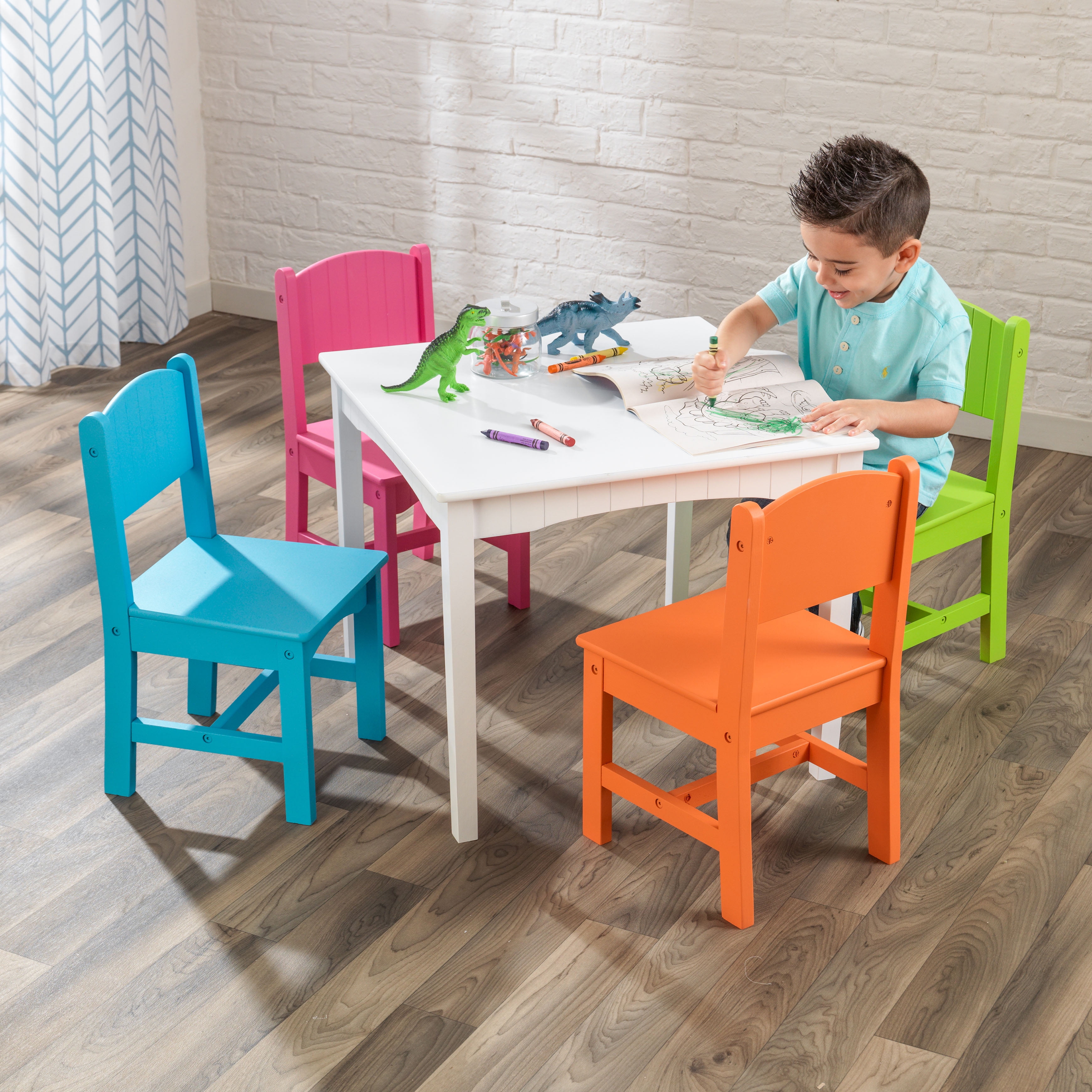 kidkraft nantucket table & 4 pastel chairs