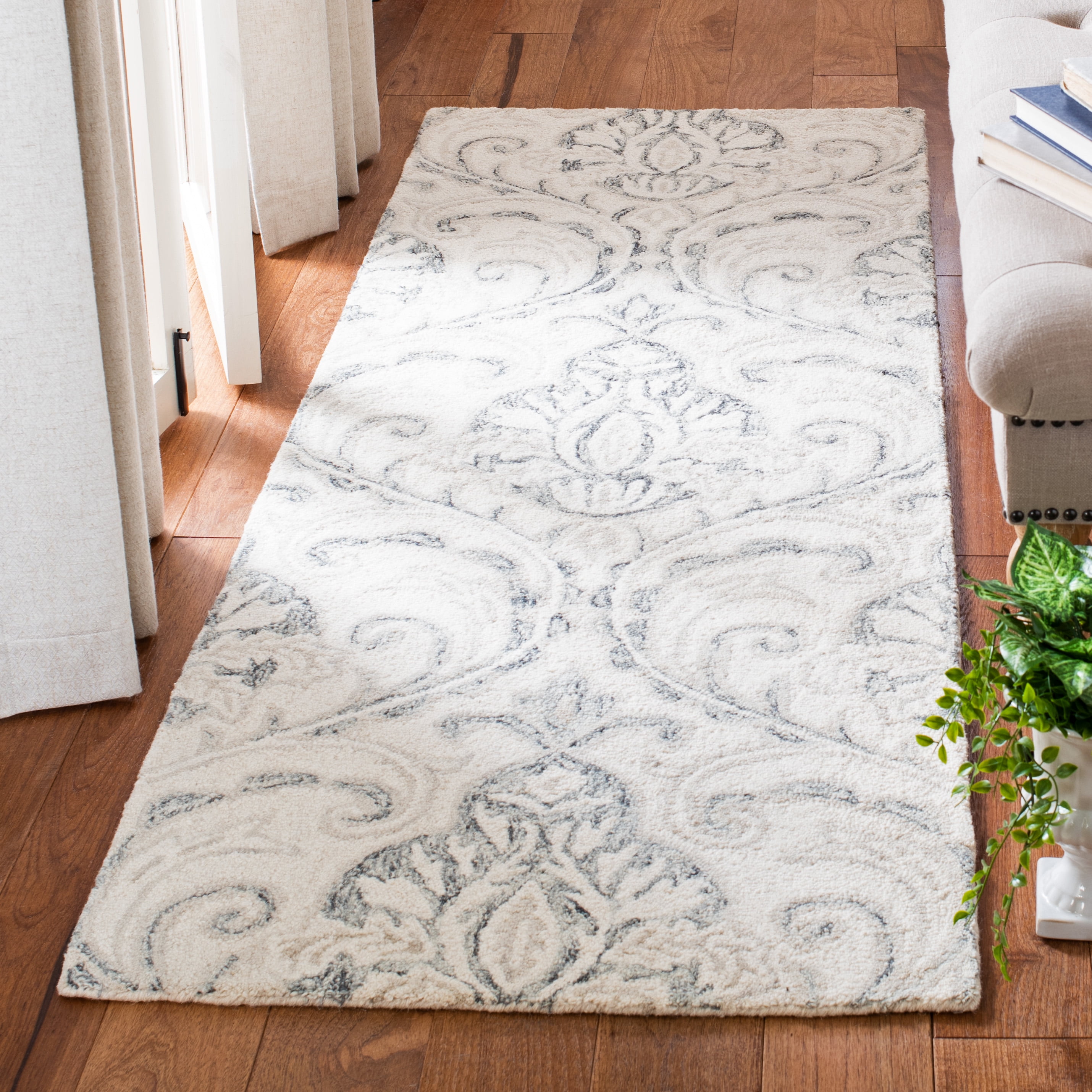 SAFAVIEH Micro-Loop Cornelius Floral Runner Rug, Ivory/Grey, 2'3" x 11'