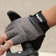 thumbnail image 3 of Calentador De Manos Para Ciclismo Deportes Anti-sudor Antideslizante Ciclismo Transpirable Guantes de medio dedo (Gris L), 3 of 7
