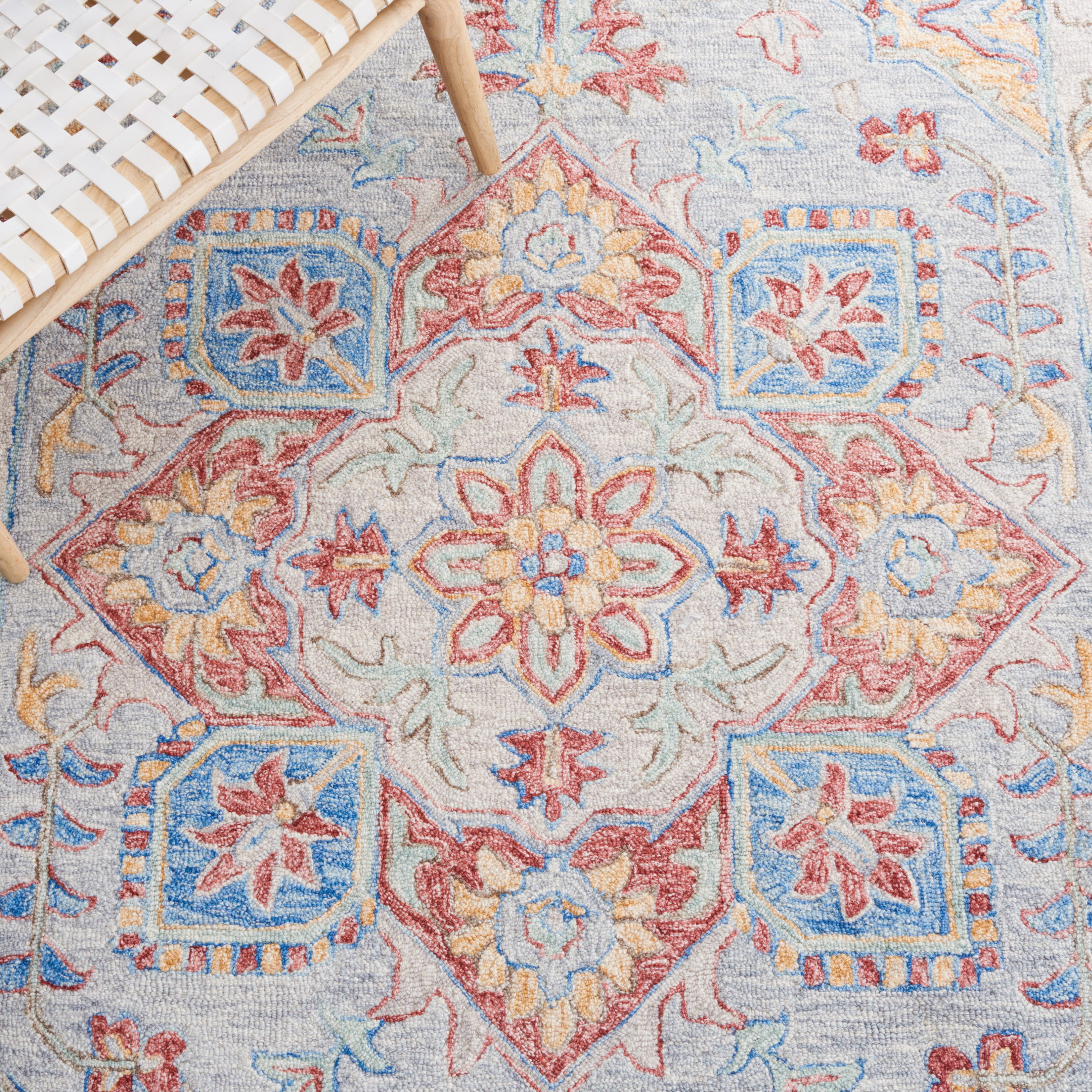 SAFAVIEH Metro David Medallion Area Rug, Grey/Rust, 6' x 6' Square