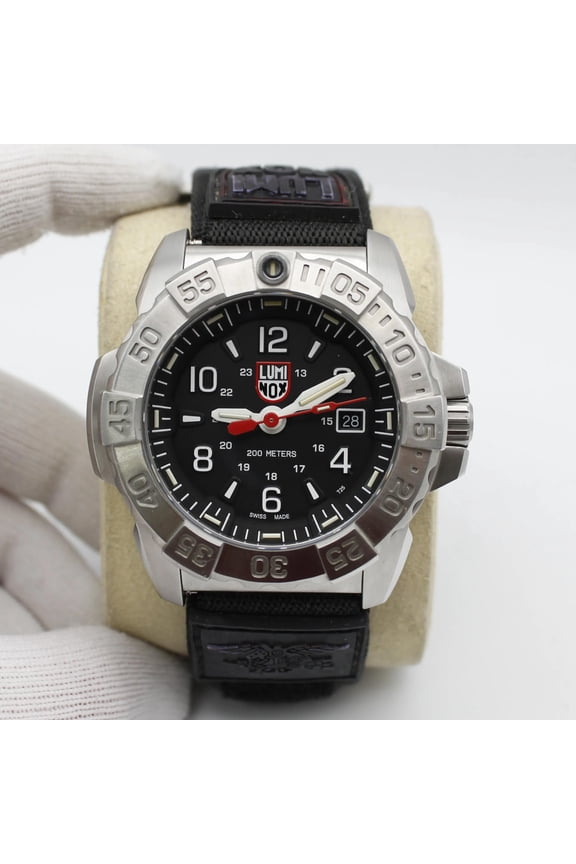 Pre-Owned Luminox Navy Seal 45mm Stainless Steel Black Dial Mens Quartz Watch XS.3252 (Good)