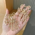 thumbnail image 4 of Fiudx Elegancia En Diseño Oso y Clip Metálico En Diamantes de Imitación, Accesorio En Cabello y Brillo Artificial, Aleación Duradera, Ideal En Fiestas y Bodas, Moda Femenina, Portátil y Reutilizable., 4 of 5