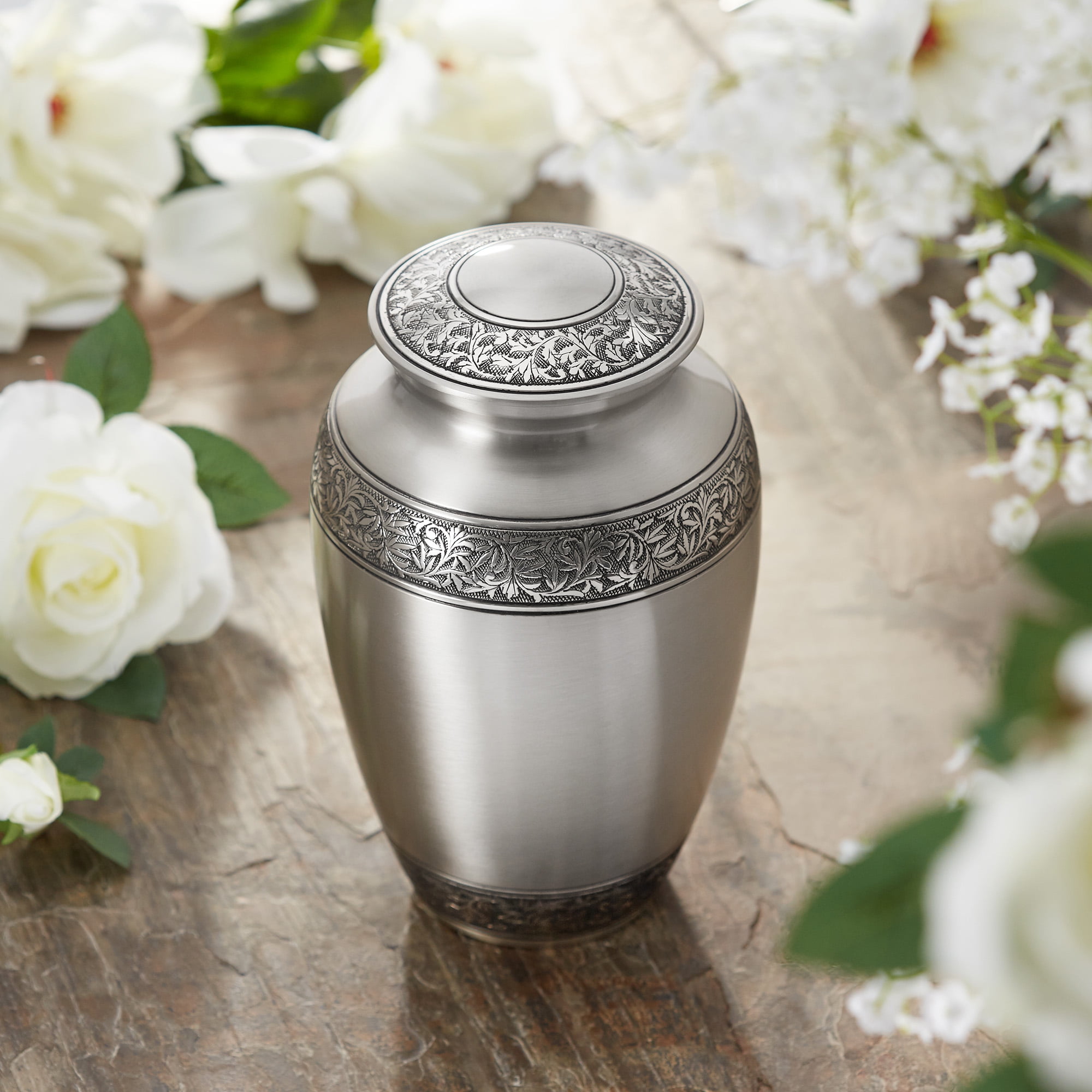 Reminded Cremation Memorial Urn for Human Ashes, Silver Adult Brass Funeral Urn with Velvet Bag