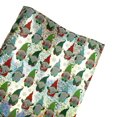 thumbnail image 1 of Papel Envoltura Holiday Time Navideño Gnomos 25 x 30 Pulgadas Fondo Plateado, 1 of 4