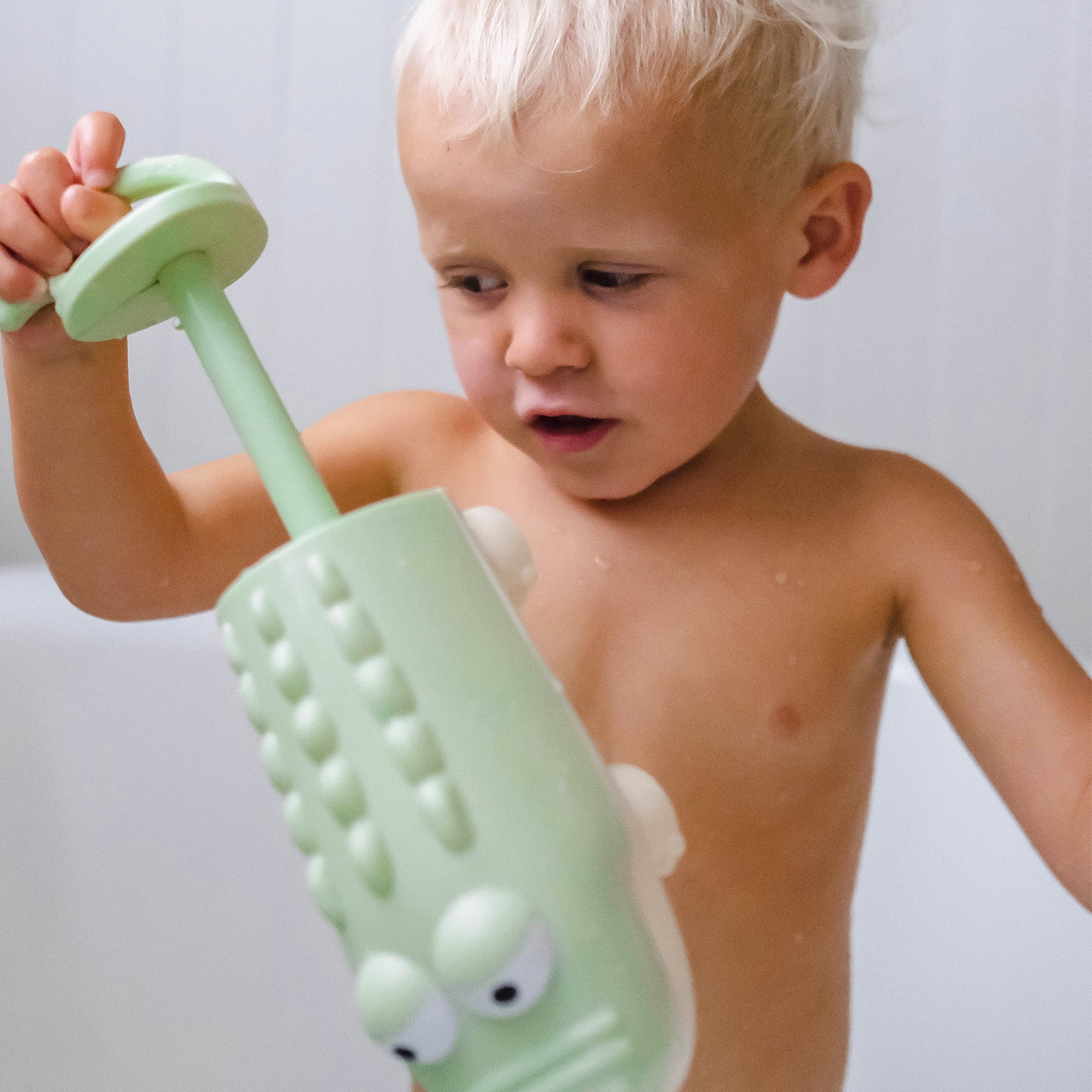 SUNNYLiFE Water Squirters Crocodile Pastel Green S41ASCRC