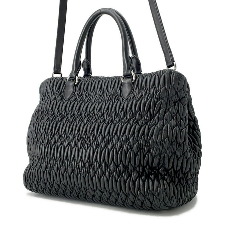バッグ miumiu matelasse crystal bag 2way black miumiu matelasse crystal bag 2way black - メルカリ