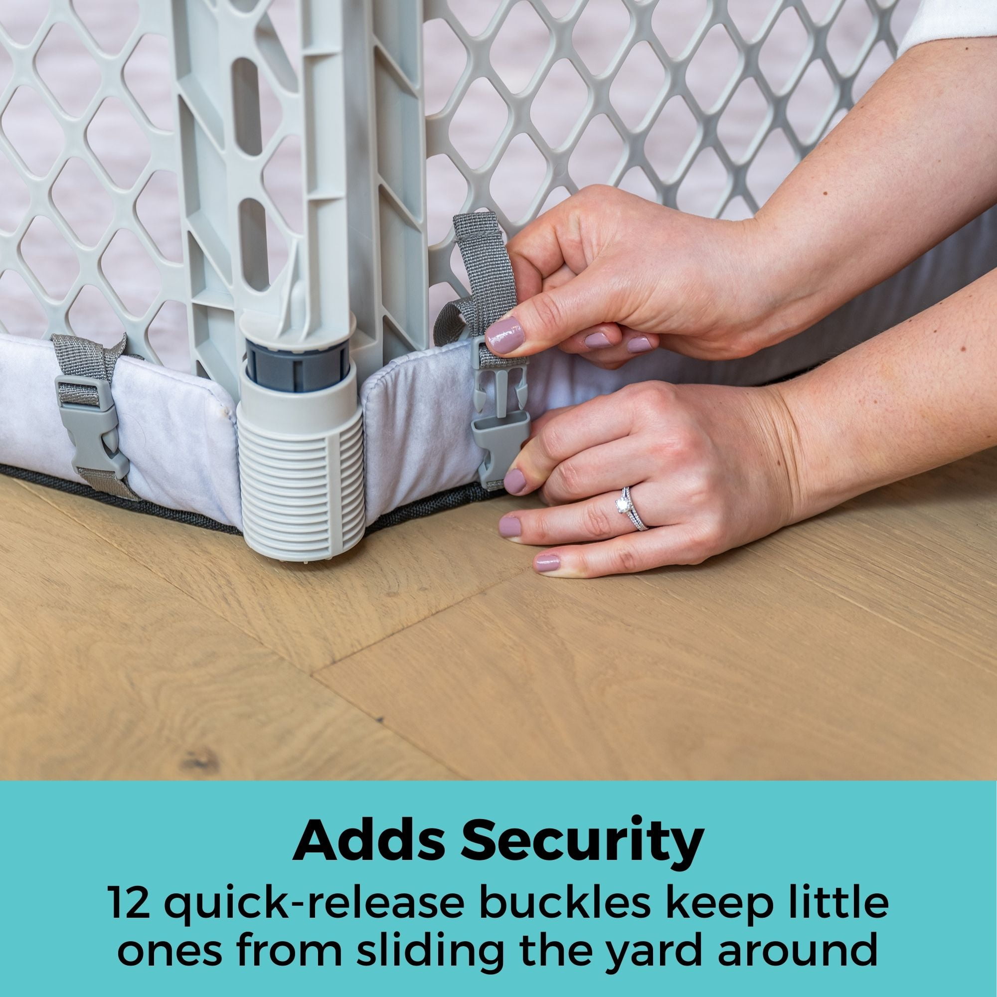 Toddleroo by North States 6-Panel Superyard Nook with SecureMat, Hexagon Clouds, White