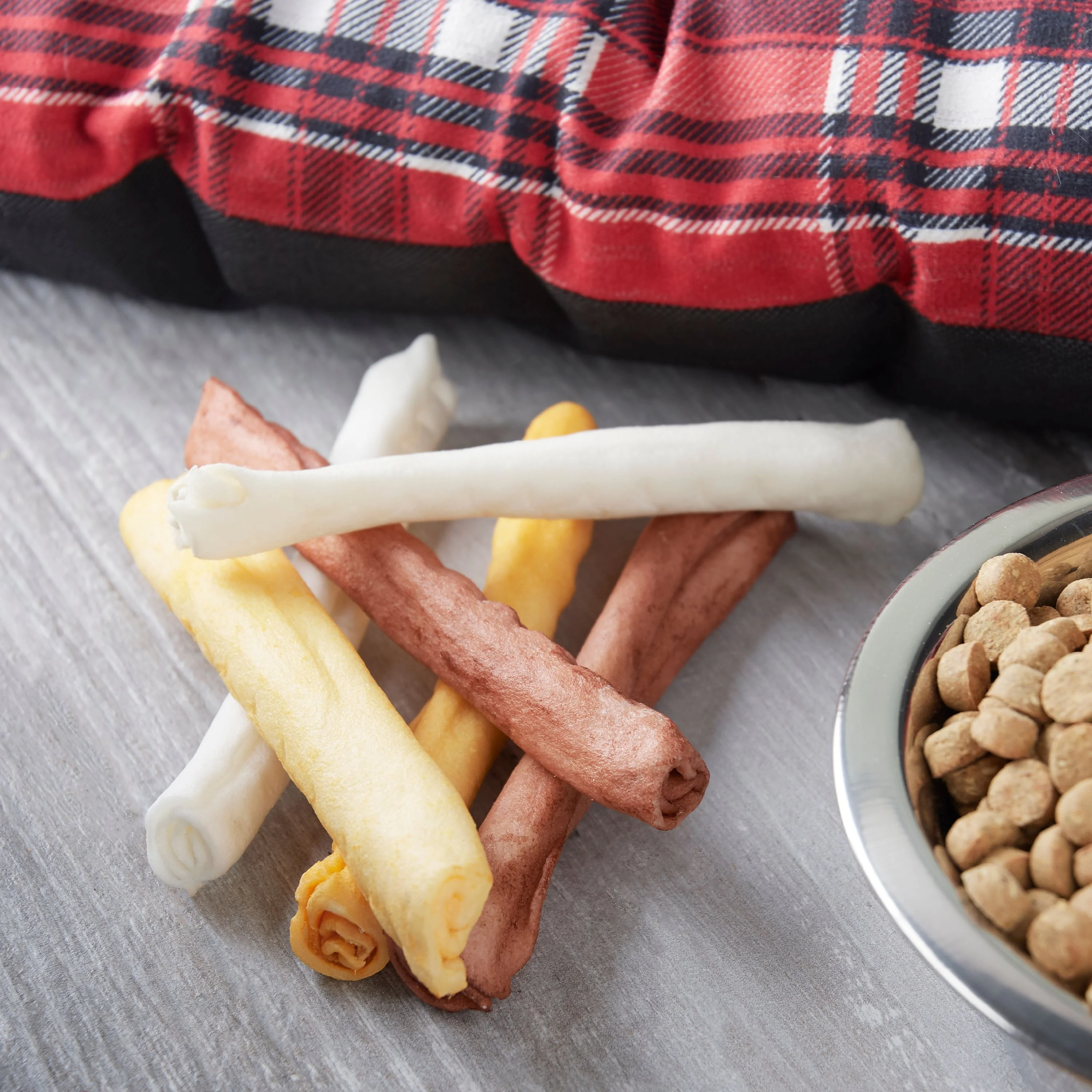 (6 pack) Ol' Roy Rawhide Rolls, Variety Pack, Chews for Dogs, 9.31 oz, 16 Count