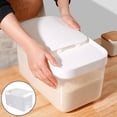 thumbnail image 3 of Contenedor hermético para arroz, contenedor de almacenamiento de alimentos a granel de 5 kg con ruedas, perfecto para alimentos secos Blanco, 3 of 9