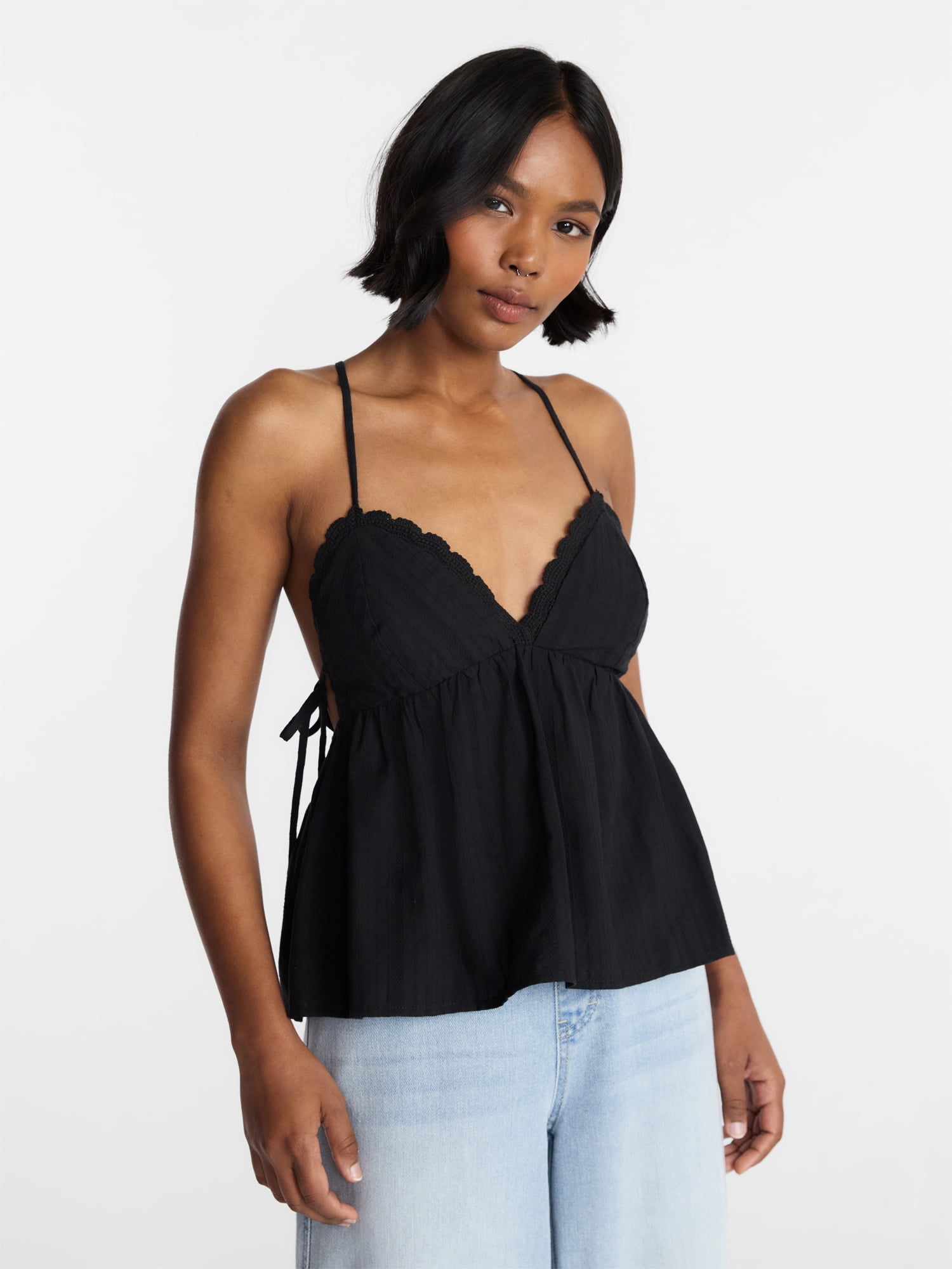 No Boundaries Women's Bra Cup Tank Top with Deep V-neck, Crocheted
