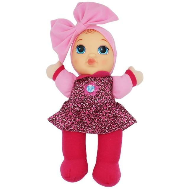 La primera muñeca Baby Kisses suave y tierna del bebé, vestida con una blusa estampada y mallas, presiona su barriga para escuchar un dulce sonido de besos y decir te amo