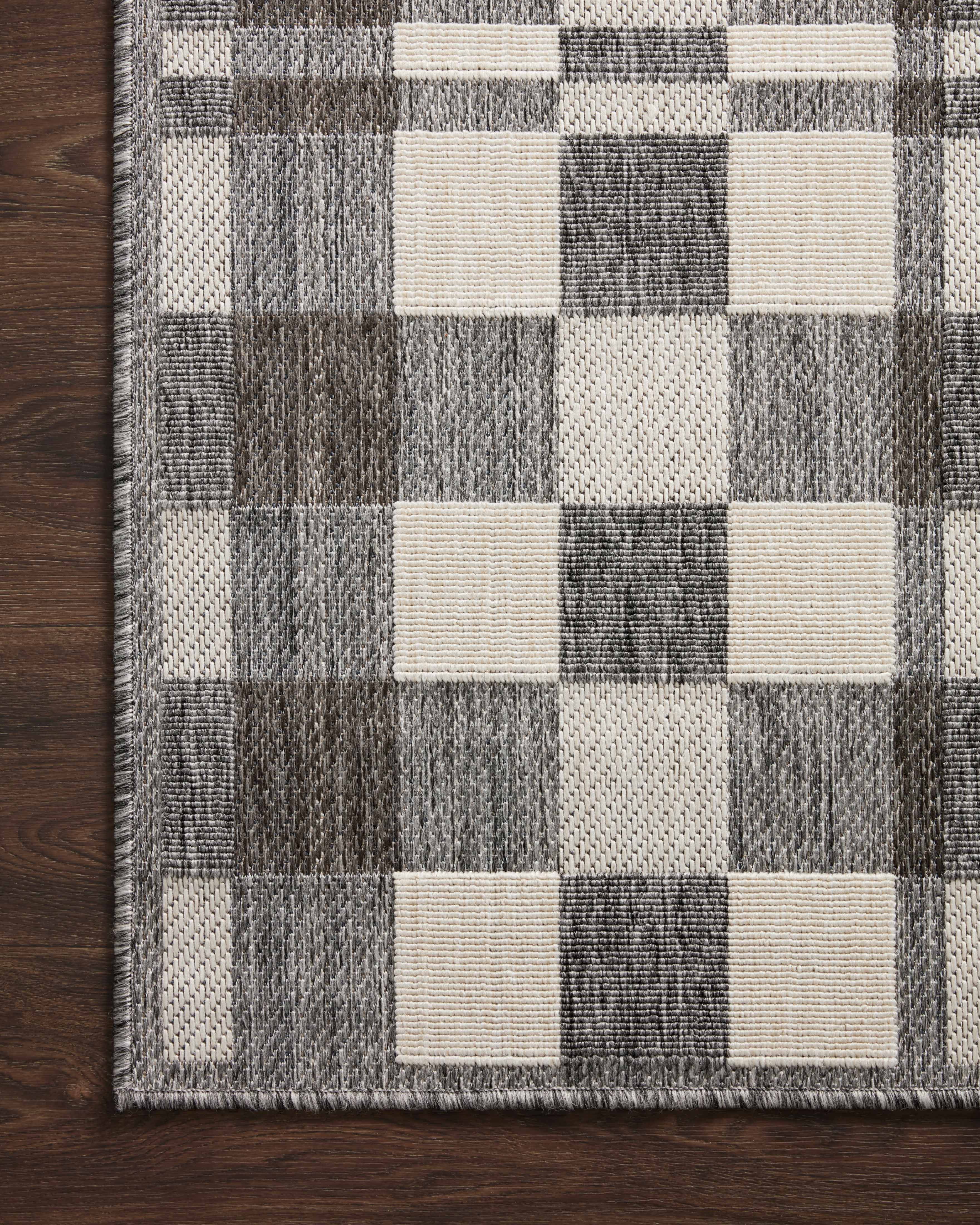 Indoor Outdoor Loloi Rainier Ivory / Pebble 5'-3" x 7'-7" Area Rug