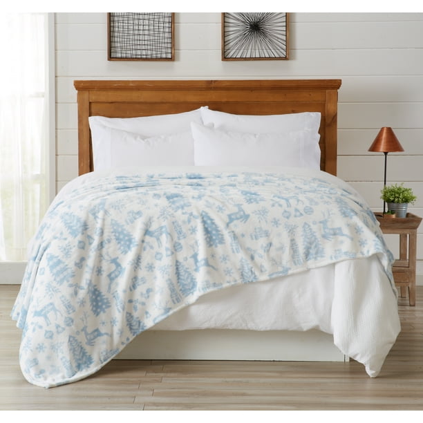 Great Bay Home Velvet Plush Fleece Holiday Printed Warm and Cozy Bed