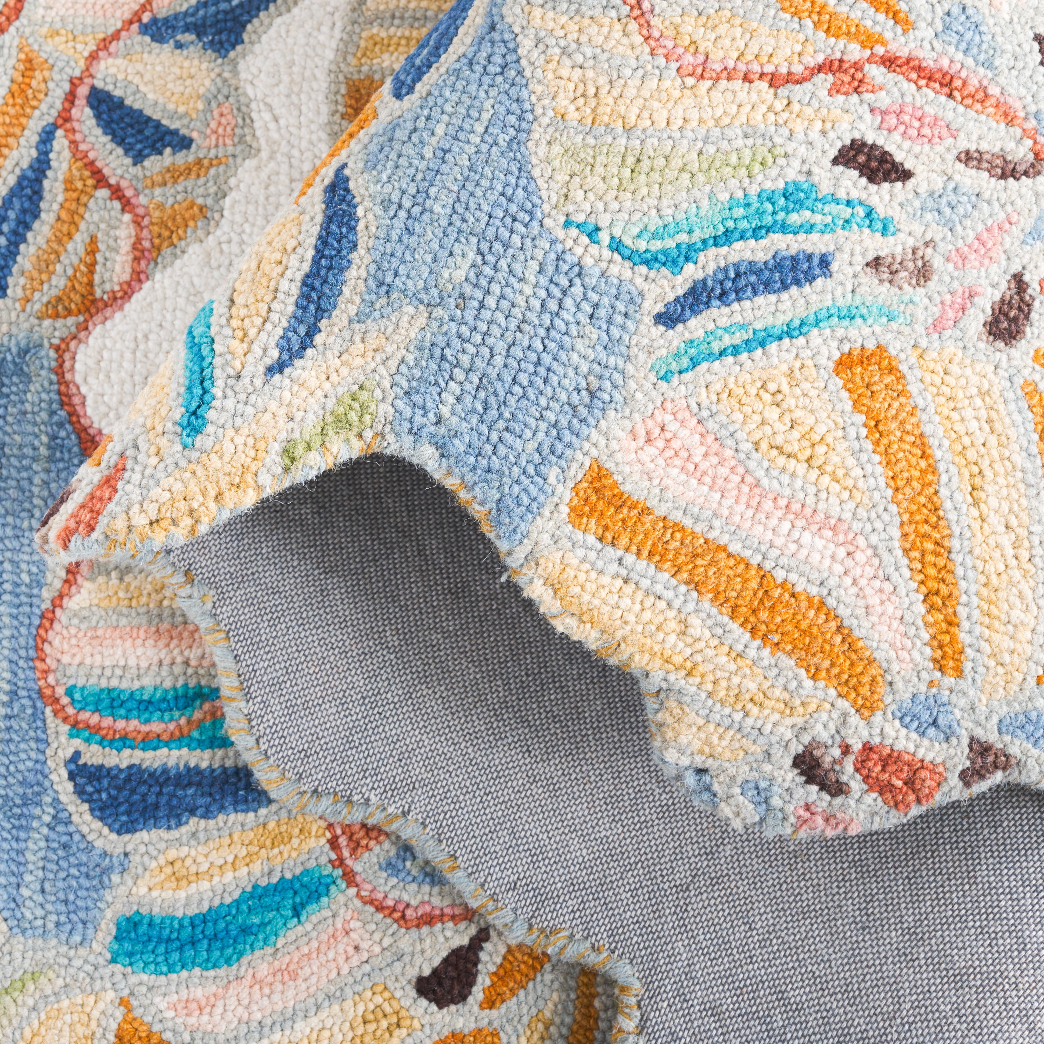 SAFAVIEH Jardin Antonio Floral Area Rug, Ivory/Blue, 8' x 10'