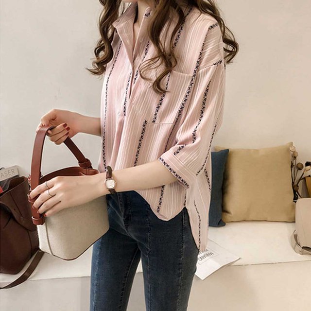 Guardurnaity Camisa clásica de media manga con cuello alto y estampado floral para mujer, fácil de combinar. Prendas para la parte del cuerpo Rosa METRO