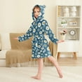 thumbnail image 2 of FORMRS Niños Bathrobe Unisex Hooded Robe Soft Plush Pajamas Sleepwear, Size 4-6T, Green Daisy Pattern, 2 of 7