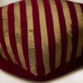 thumbnail image 2 of Housses de Coussin, Housses de Coussins Rouges, 18x18 Pouces (45x45 cm) Housses de Coussins Carrés en Soie, Housses de Coussins à Rayures Texturées, Rayé - Unfolding Red Copper, 2 of 3