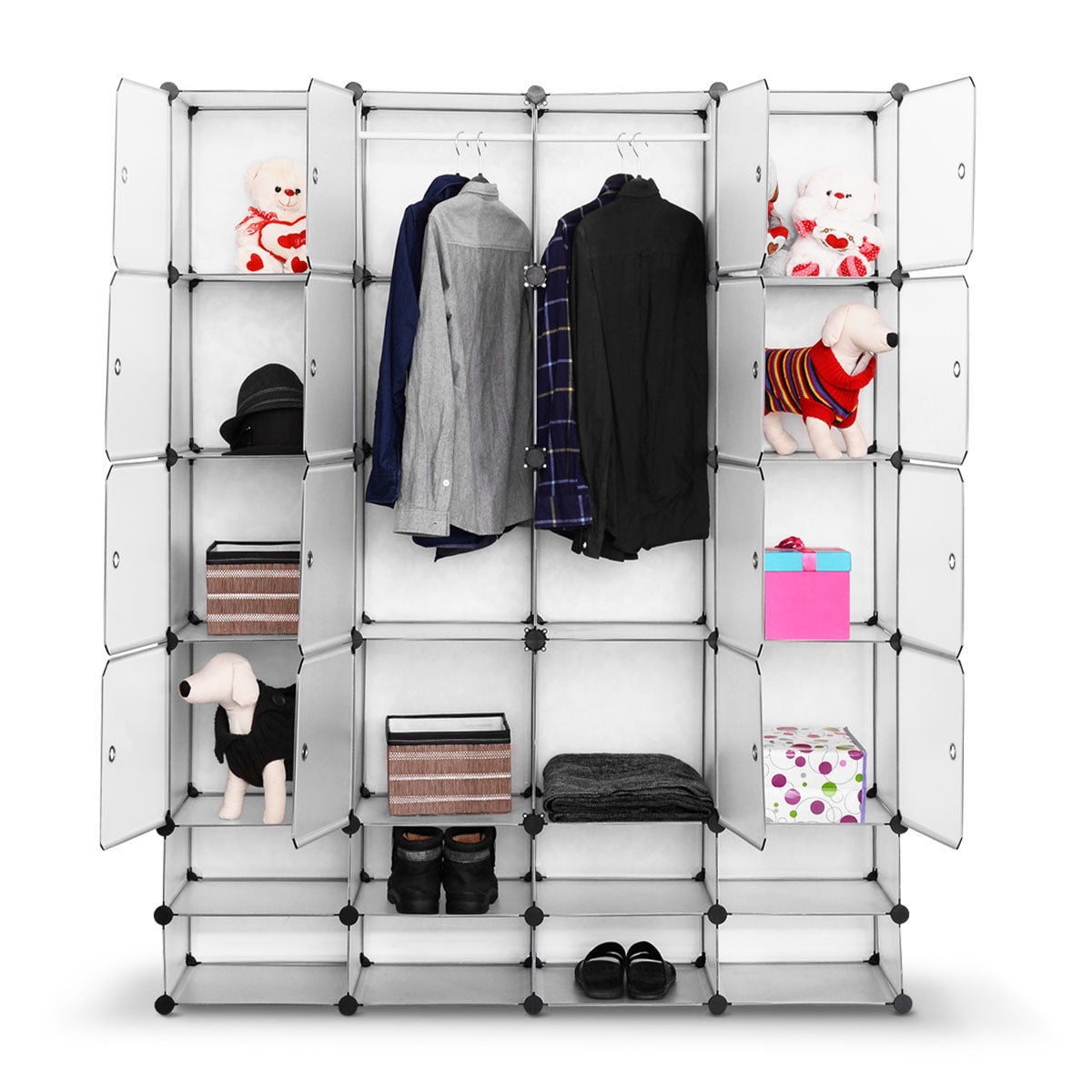 “My closet” 7ad2016c-7296-4cfe-a4d7-