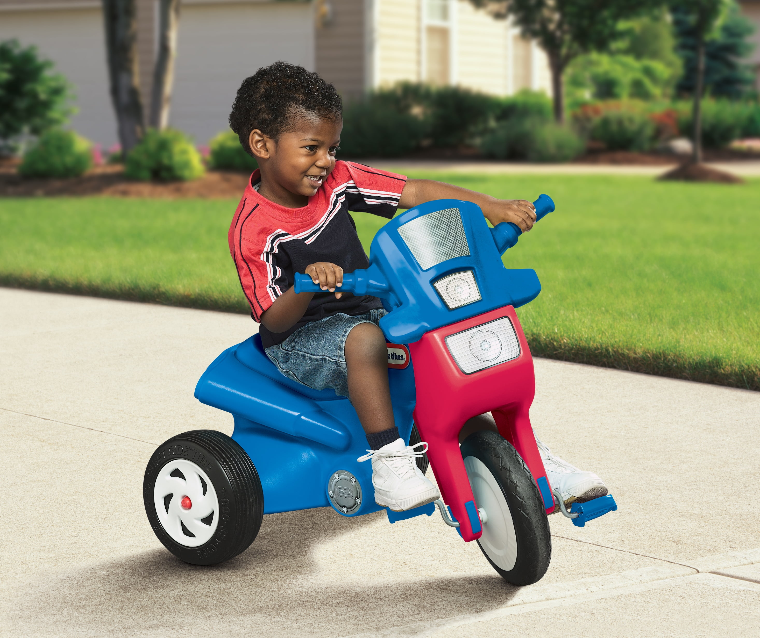 little tikes classic sport cycle pedal ride on trike