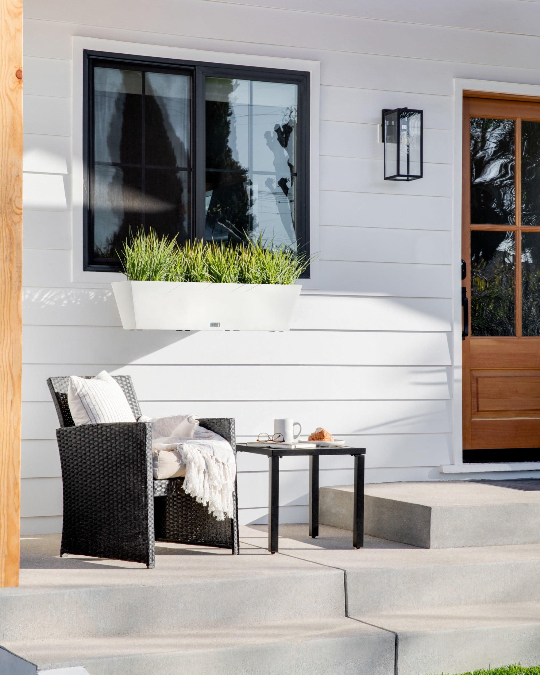 Veradek Pure Series Railing 36" Plastic Planter 2-Pack White