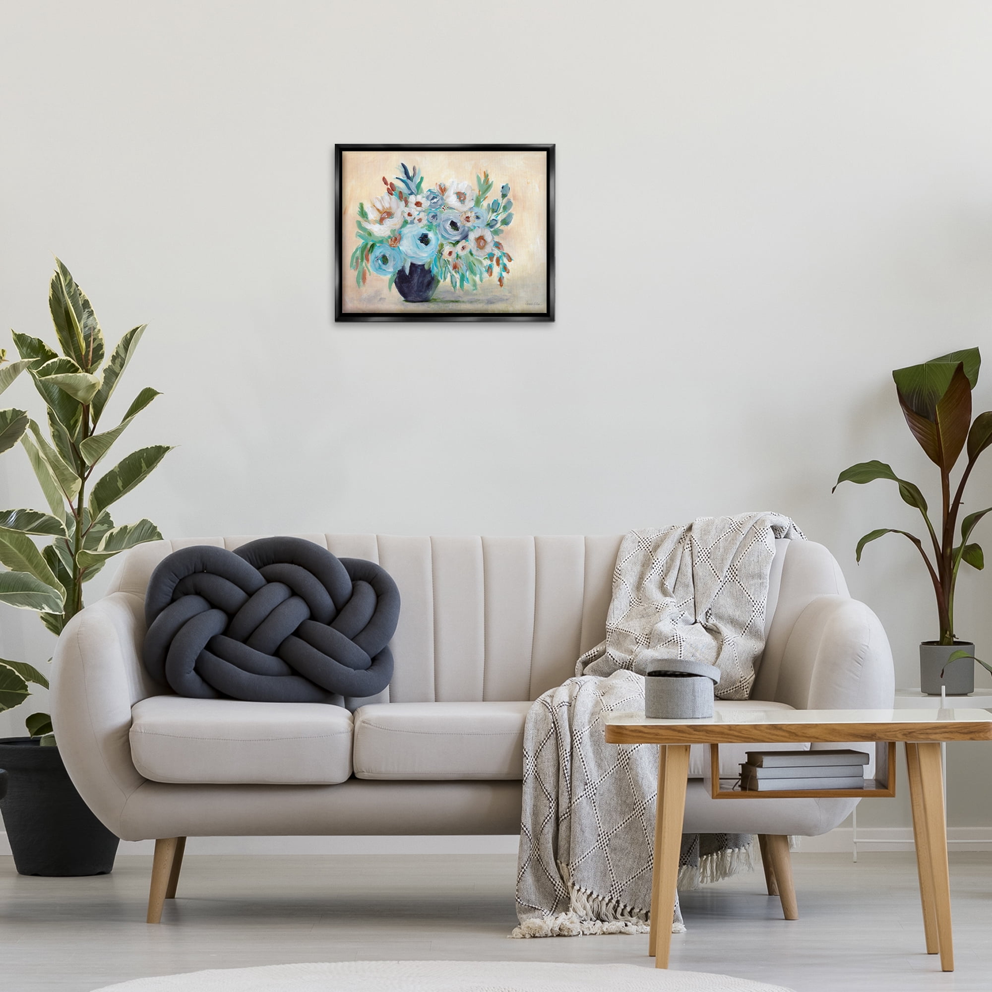 Stupell Industries Round Blooms Bouquet Botanical & Floral Painting Black Floater Framed Art Print Wall Art, 21 x 17