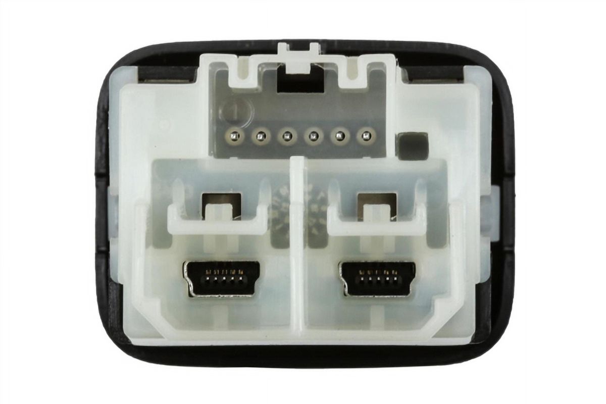 GM Genuine Parts 13509945 Jet Black Multimedia Receptacle