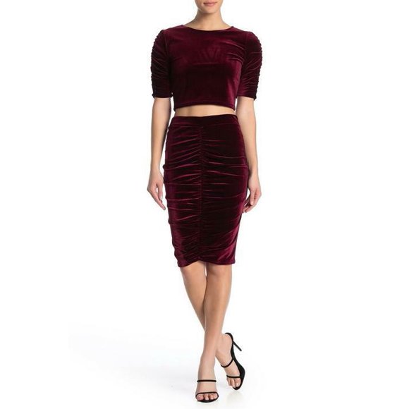 Free Press Nordstrom Velvet Velour Ruched Skirt size M burgundy