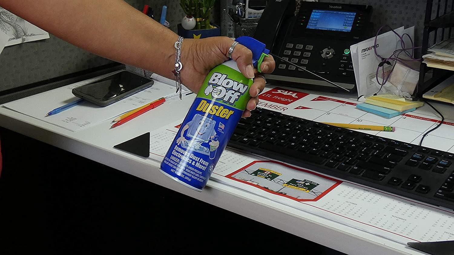 975 Supply Air Duster, Compressed Air Duster, 10 oz. Cans - 3 Cans