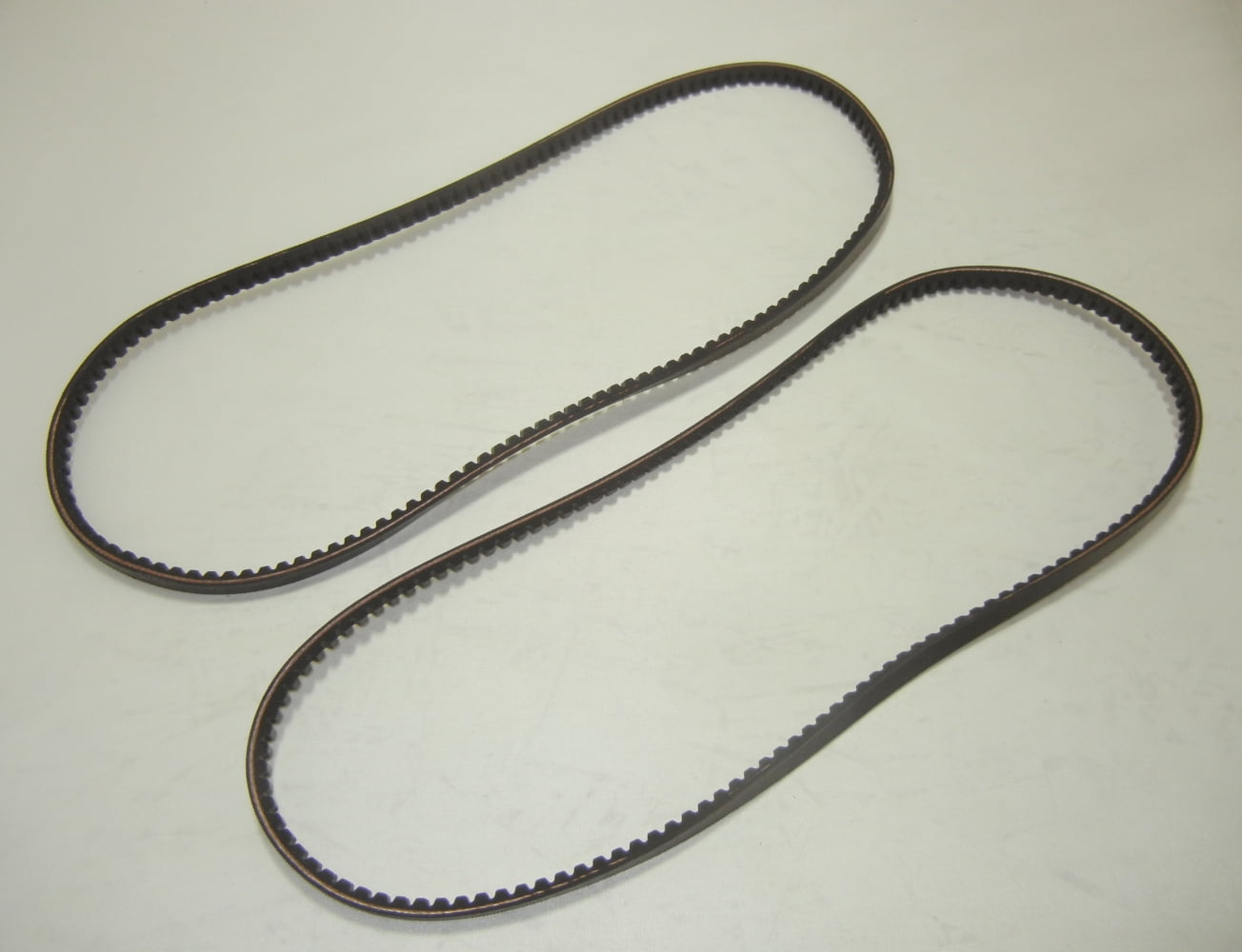 Replacement snow blower belts (Quantity 2) Toro 948812