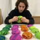 thumbnail image 1 of Juguete antiestrés con forma de bollo al vapor de crecimiento lento | Descompresión kawaii para la ansiedad | Juguete sensorial de espuma suave para niños y adultos, 1 of 9