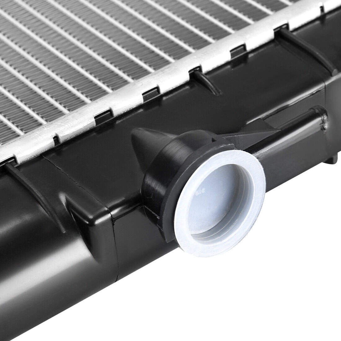 Ledkingdomus Radiator Compatible with 1995-2004 Toyota Tacoma 2.7L L4 3.4L V6 Aluminum