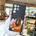thumbnail image 2 of Mantenga su iPhone seguro y a la moda con esta elegante y flexible funda de goma TPU para teléfono con absorción de impactos., 2 of 4