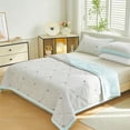 thumbnail image 4 of Edredón fresco de verano: manta ligera, fina y lavable para noches calurosas, ropa de cama transpirable y suave con núcleo interior resistente a la deformación, imprescindible para dormitorios y hab, 4 of 6