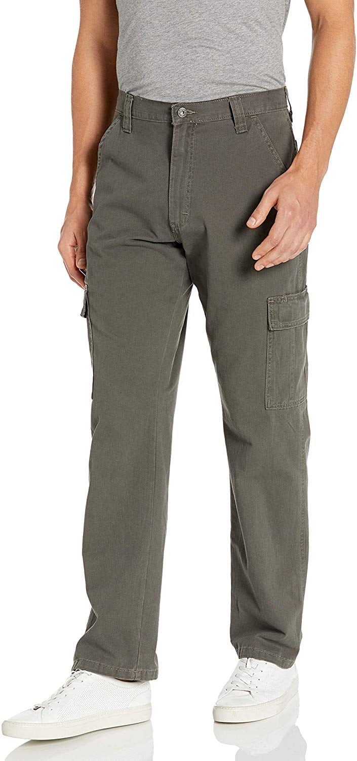Wrangler Authentics Men's Classic Twill Relaxed Fit Cargo Pant, Olive