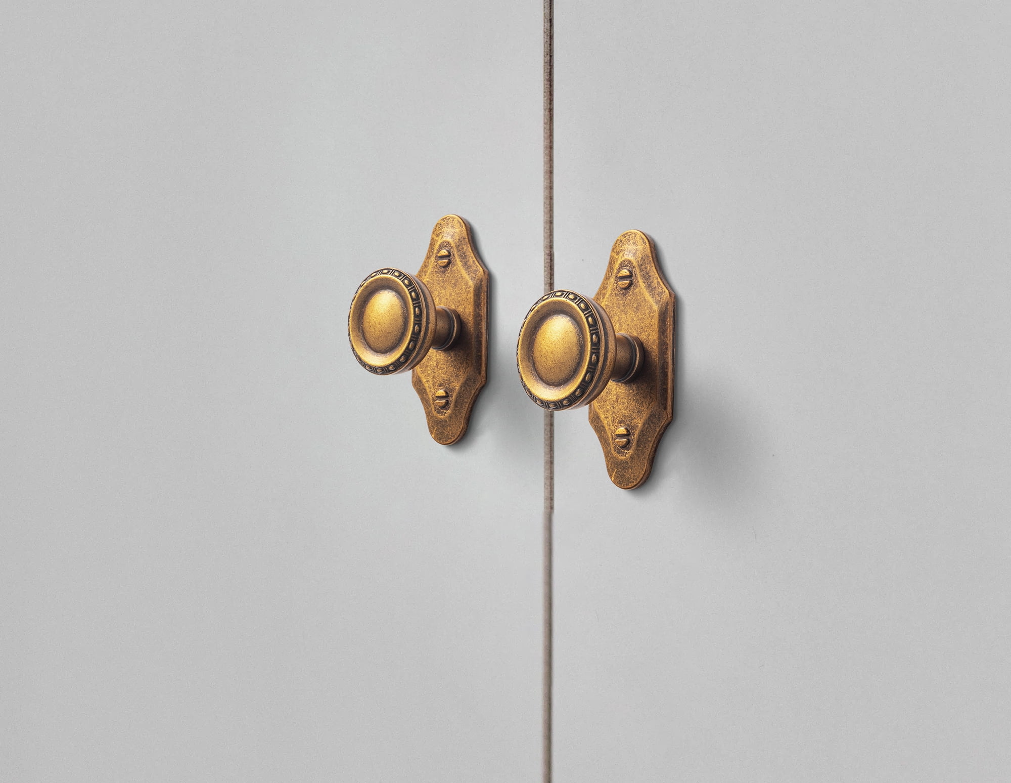 Goo-Ki 12 Pack Antique Brass Cabinet Knobs with Backplate for Drawer Cupboard, Vintage Bronze 1.3" Dia Drawer Knob Pulls Handle Zinc Alloy Hardware