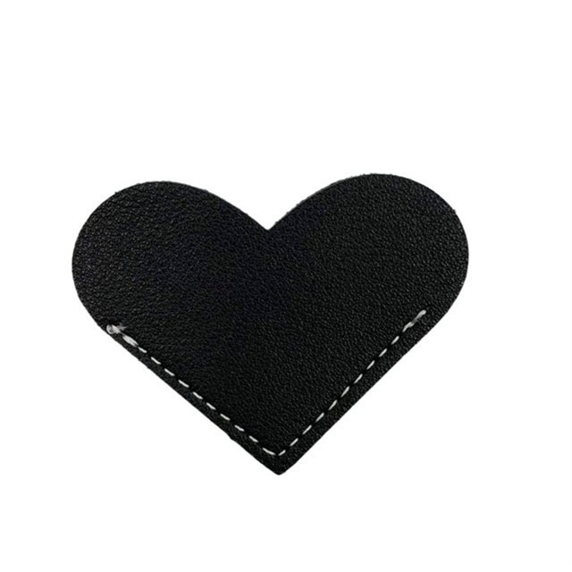 CAROOTU PU Leather Heart Bookmark Creative Book Corner Protective Cover Bookworm Present for Book Lover New